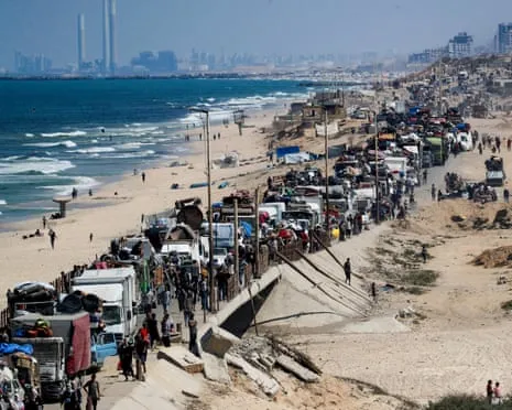 Israeli Forces Announces Temporary Safe Passage for Northern Gaza Residents
